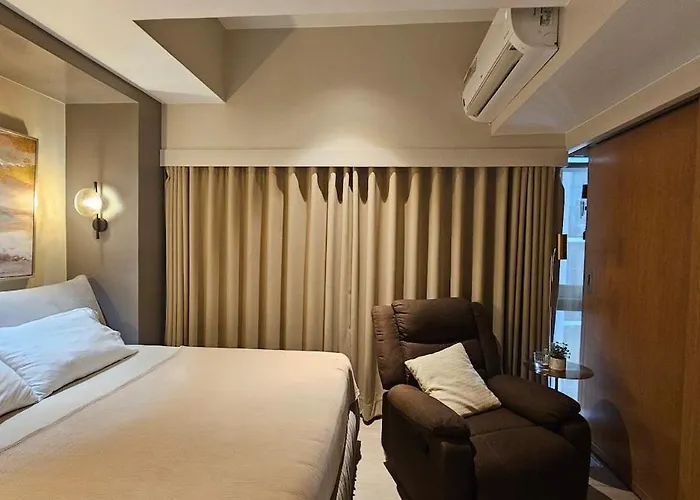 One Bedroom Premier At Eastwood Global Plaza Luxury Residences